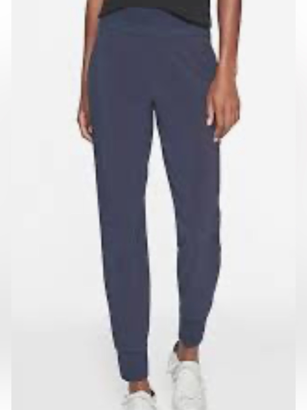 Athleta women’s soho joggers size 6 .
